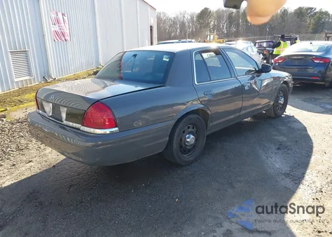 2008 Ford Crown Victoria Police/Police Interceptor z USA, uszkodzony, nr VIN 2FAFP71V28X132978